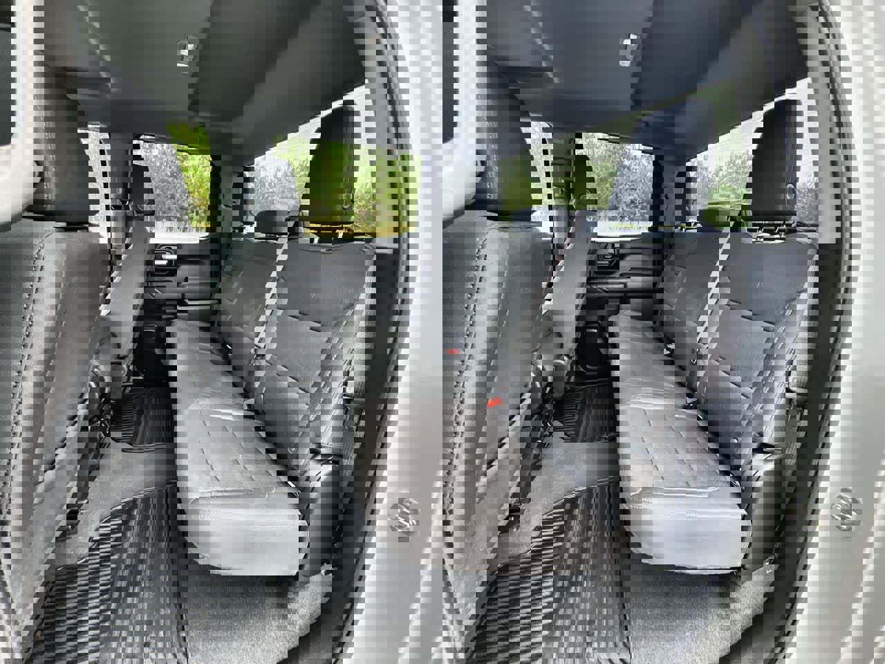 Used 2024 Chevrolet Silverado 1500 Custom image 24