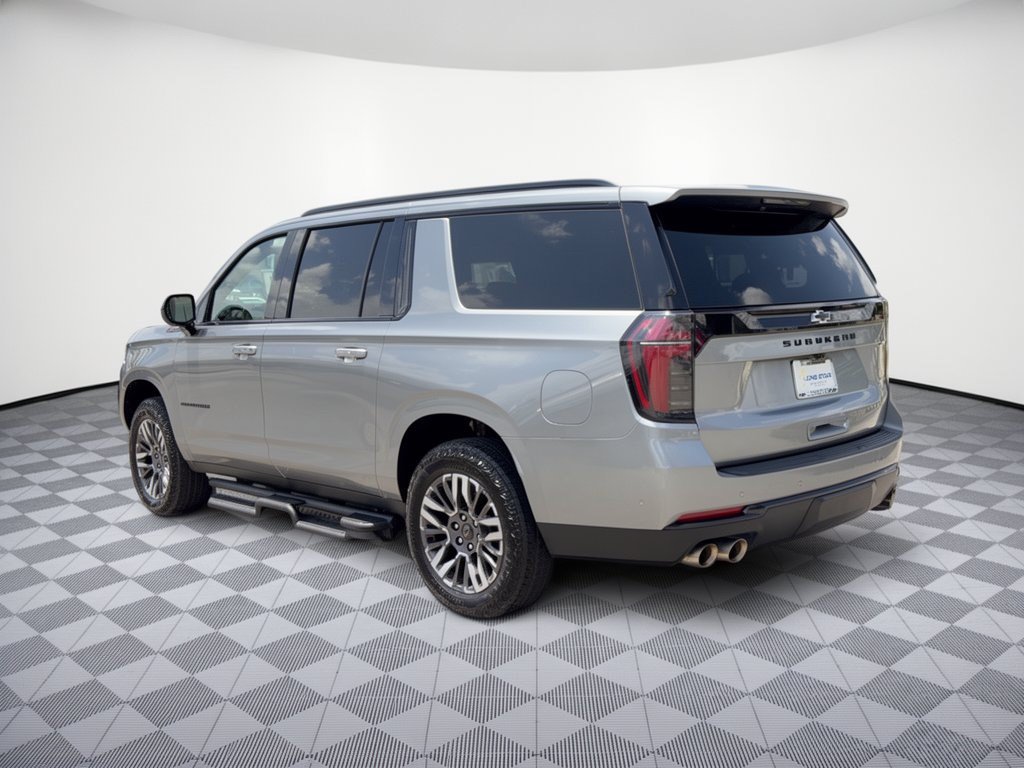 Used 2025 Chevrolet Suburban Z71 AWD/4WD image 3
