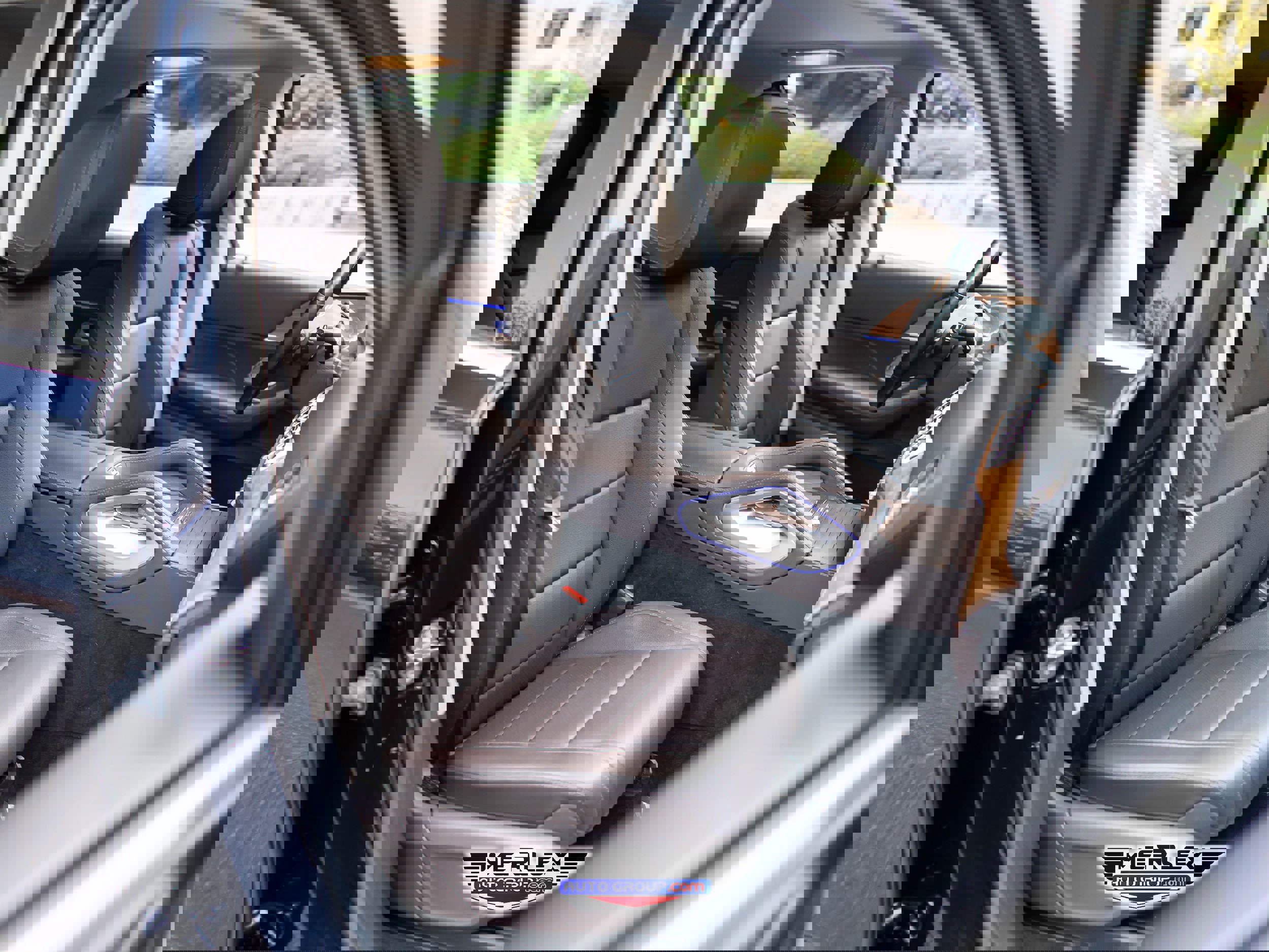 Used 2021 Mercedes-Benz GLE 350 350 4MATIC w/ Premium Package image 17