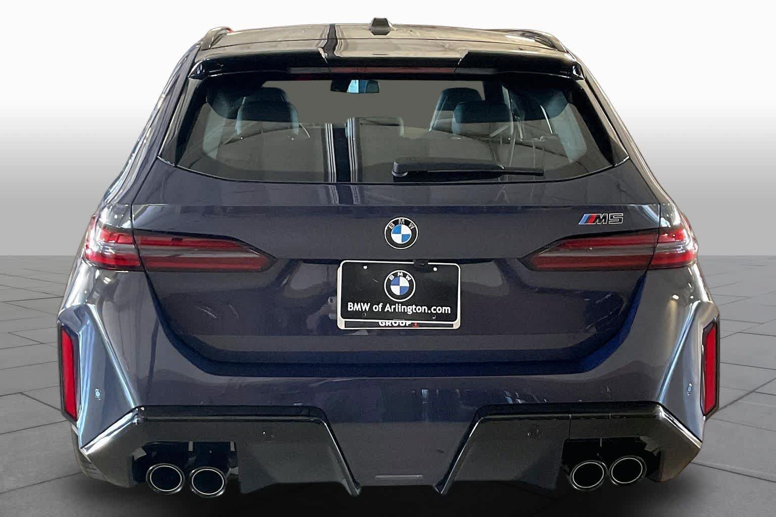 New 2027 BMW M5 Touring AWD/4WD image 4