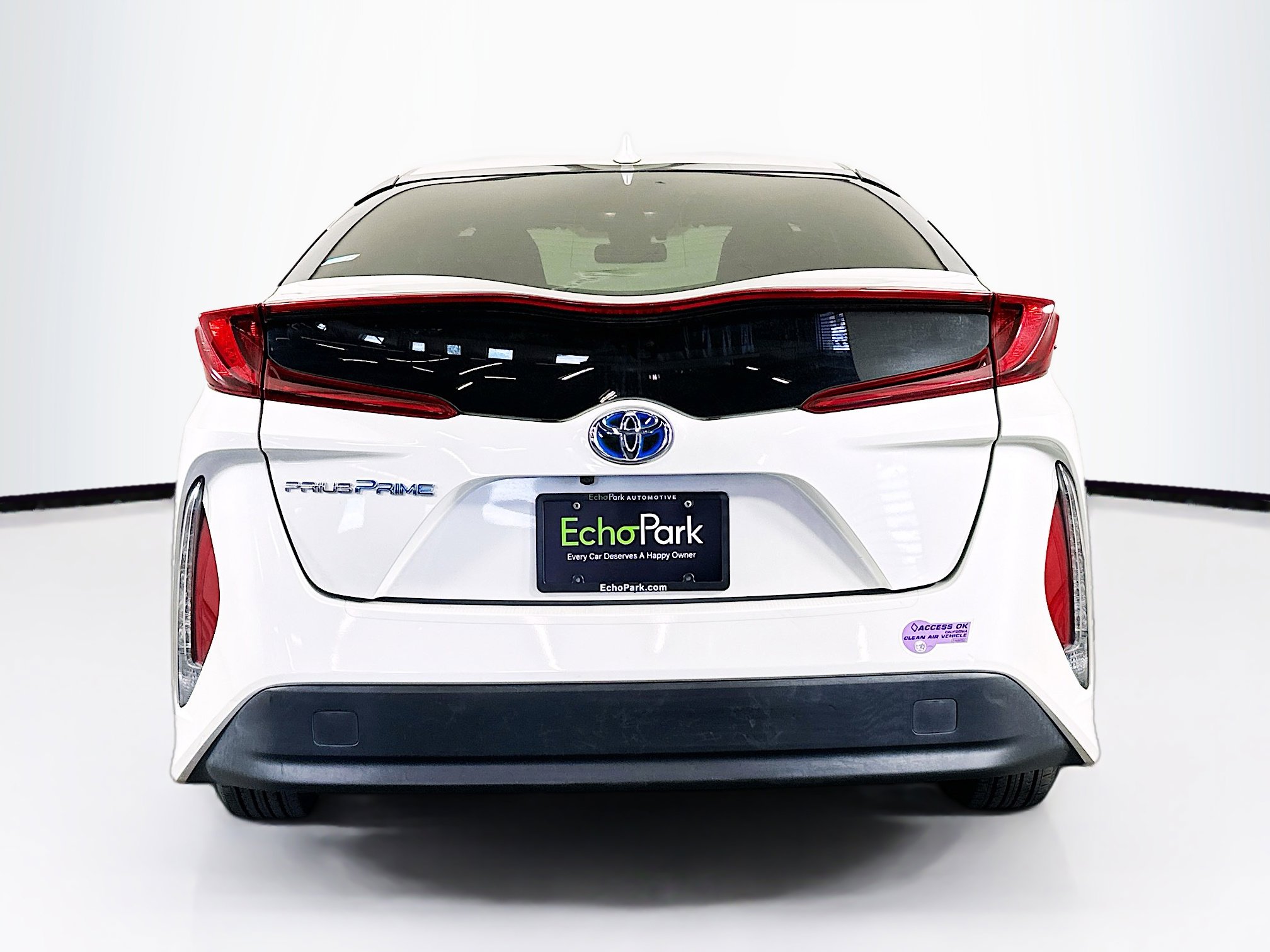 Used 2019 Toyota Prius Prime Premium FWD image 7