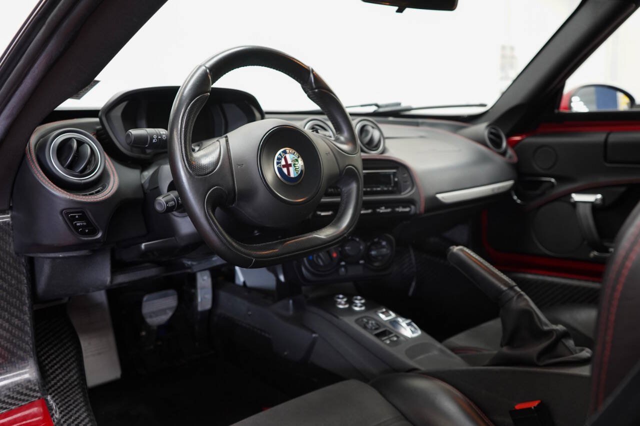 Used 2016 Alfa Romeo 4C Coupe w/ Convenience Group - Coupe RWD image 38