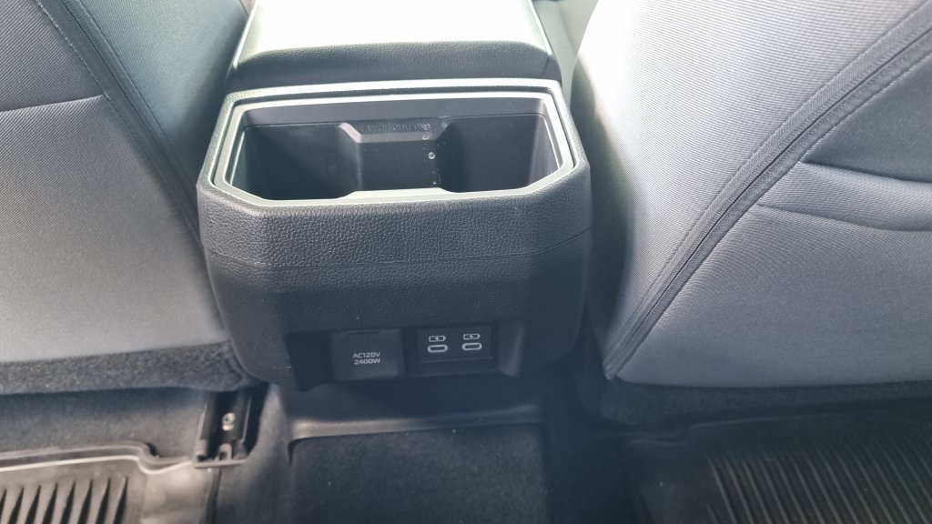 Used 2025 Toyota Tacoma TRD Off-Road AWD/4WD image 18