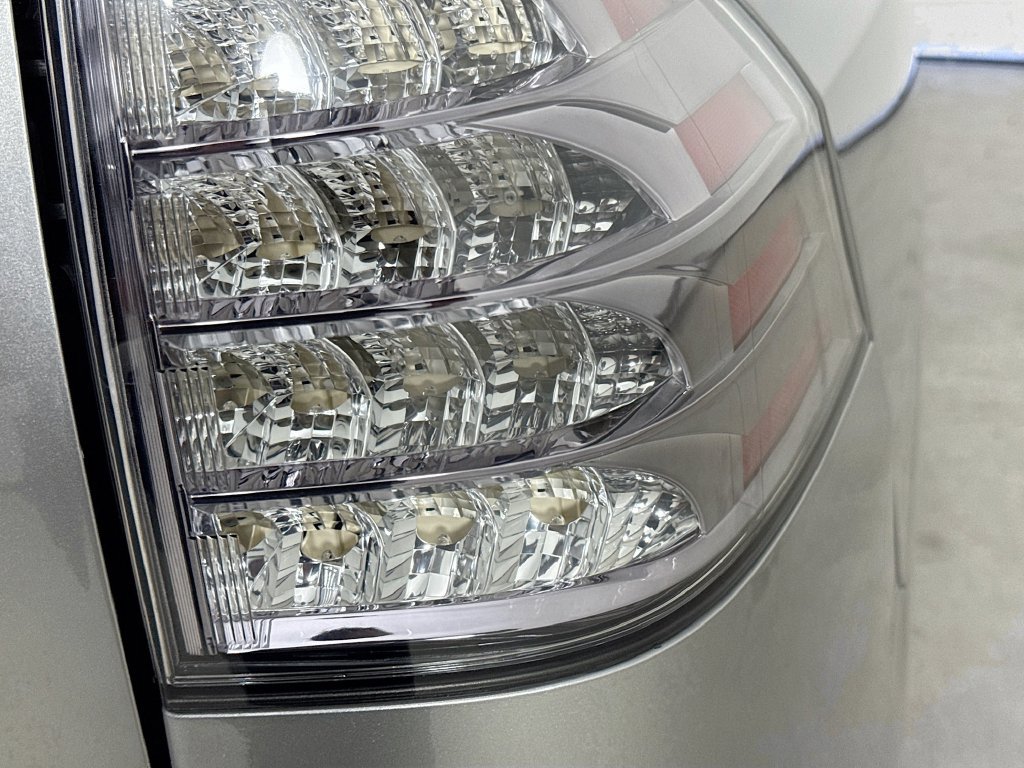 Used 2020 Lexus GX 460 Luxury w/ Accessory Package AWD/4WD image 33