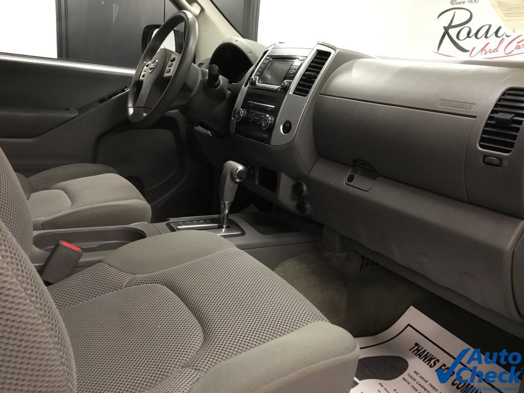 Used 2015 Nissan Frontier SV AWD/4WD image 36