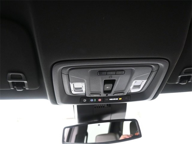 Used 2022 Chevrolet Silverado 1500 ZR2 image 12