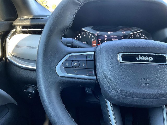 Used 2024 Jeep Compass Limited AWD/4WD image 13