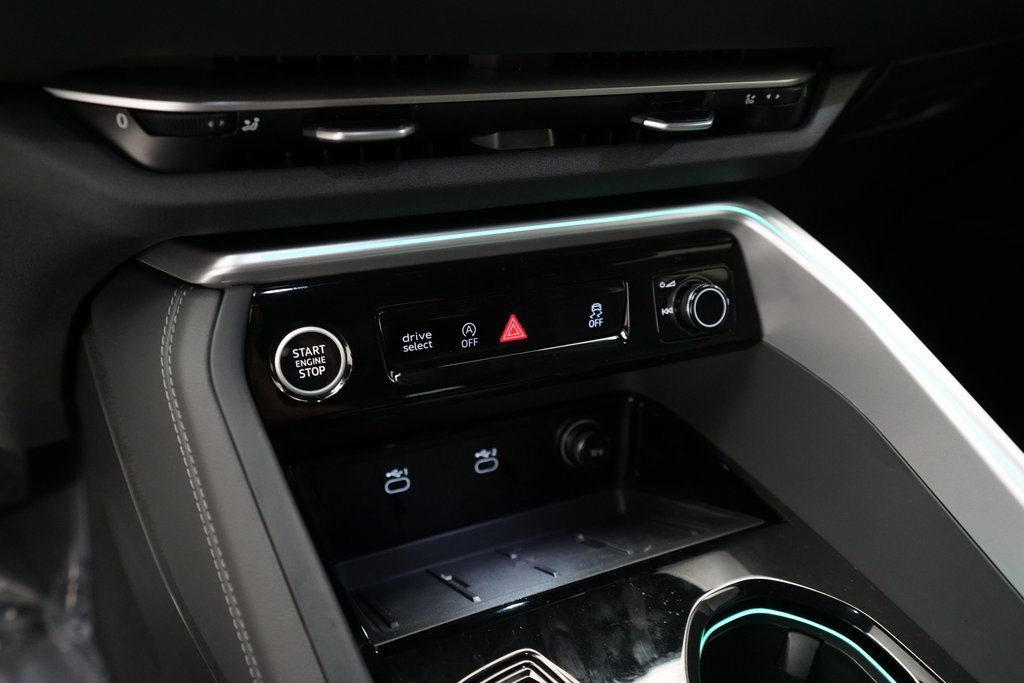New 2025 Audi Q5 Premium Plus image 21