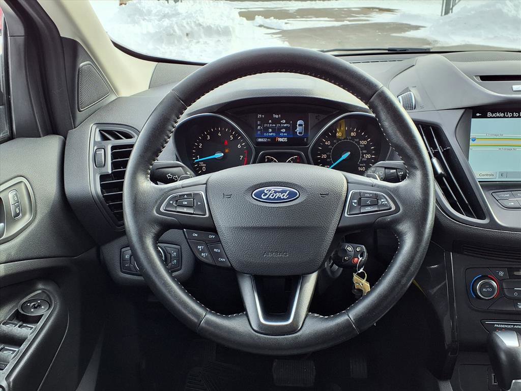 Used 2017 Ford Escape SE w/ Equipment Group 201A image 17