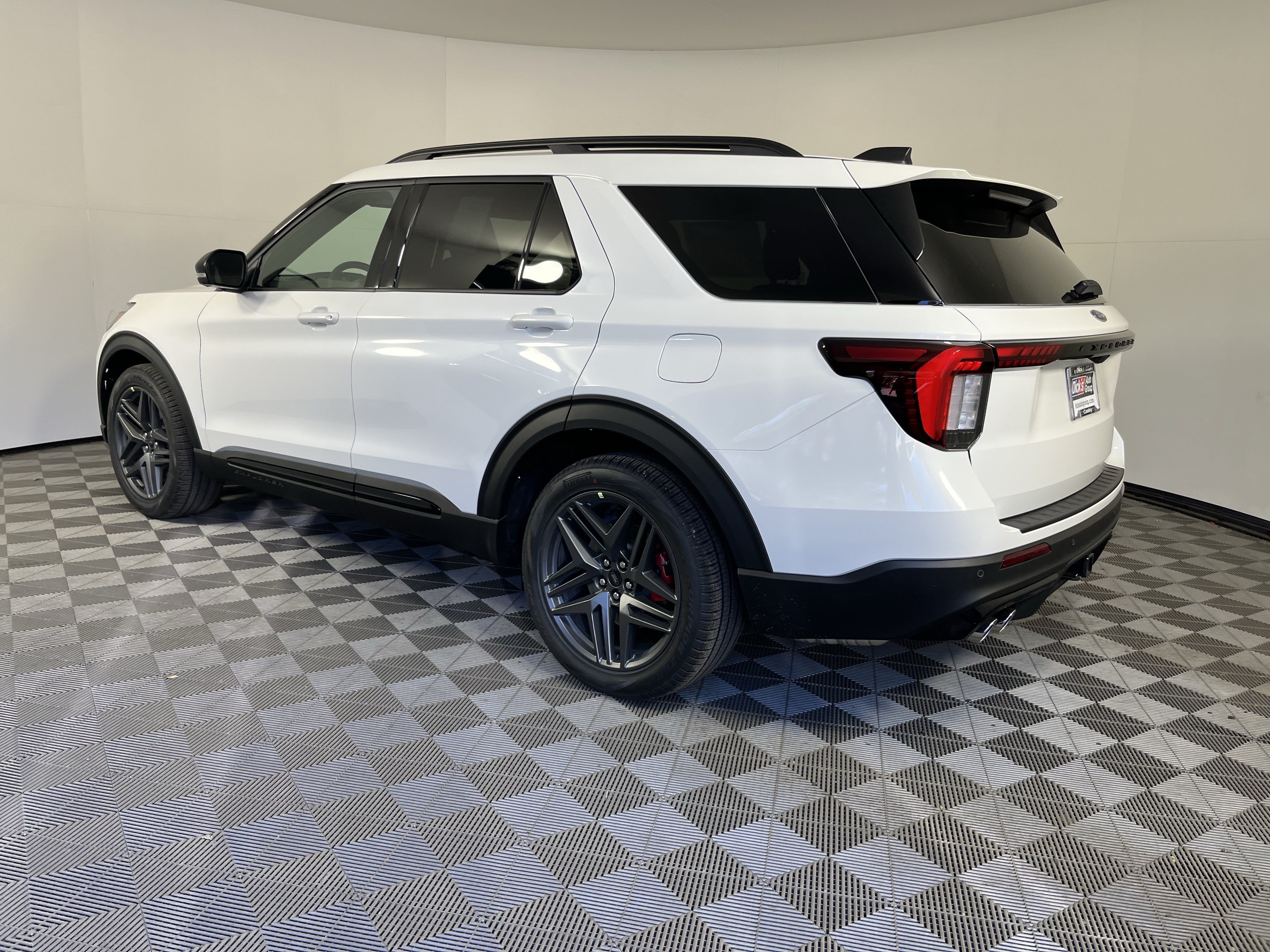 New 2026 Ford Explorer ST w/ Sun And Sound Package AWD/4WD image 3