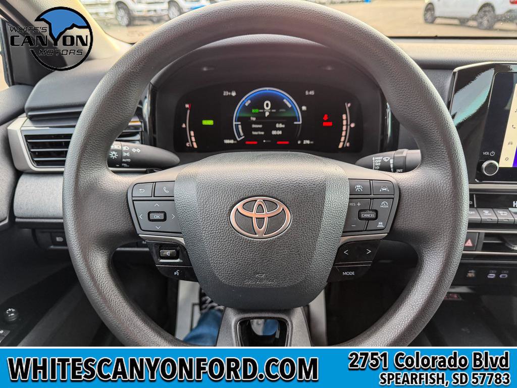 Used 2025 Toyota Camry LE w/ Convenience Package image 15