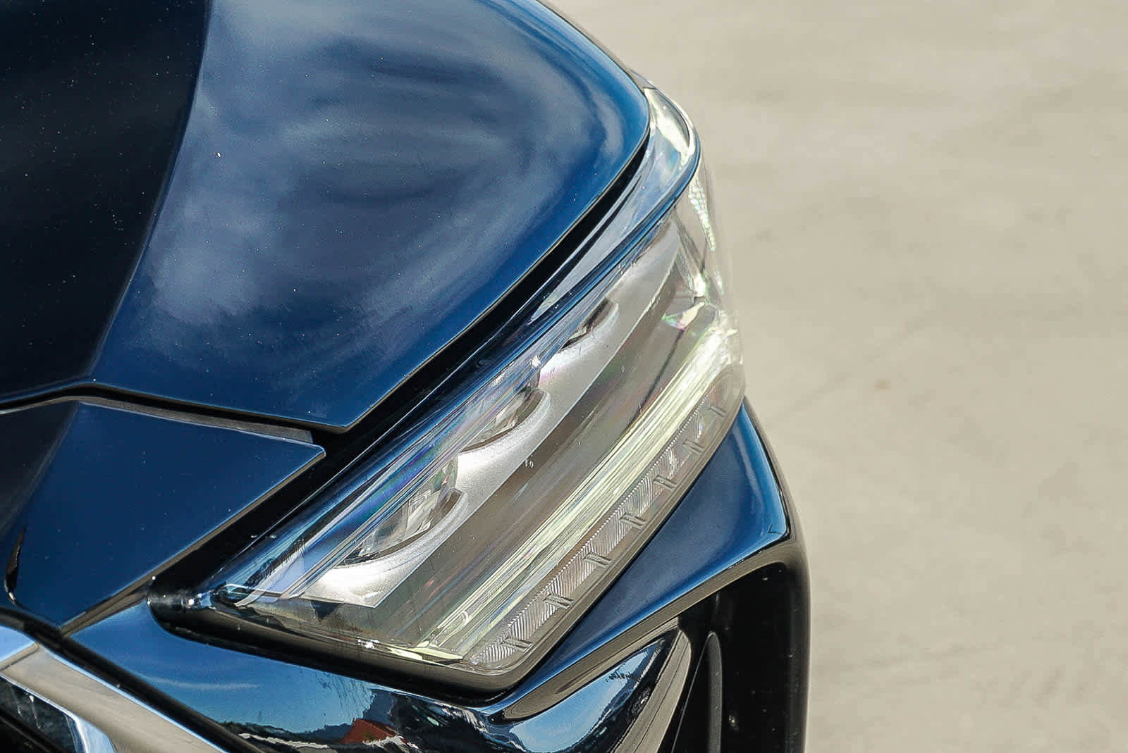 Used 2023 Acura MDX SH-AWD image 7