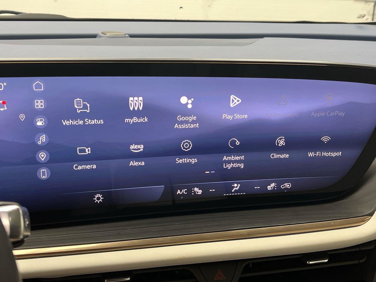 Certified 2025 Buick Envision Avenir AWD/4WD image 19