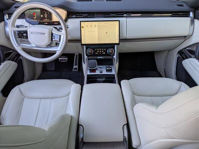 Used 2023 Land Rover Range Rover SE image 19