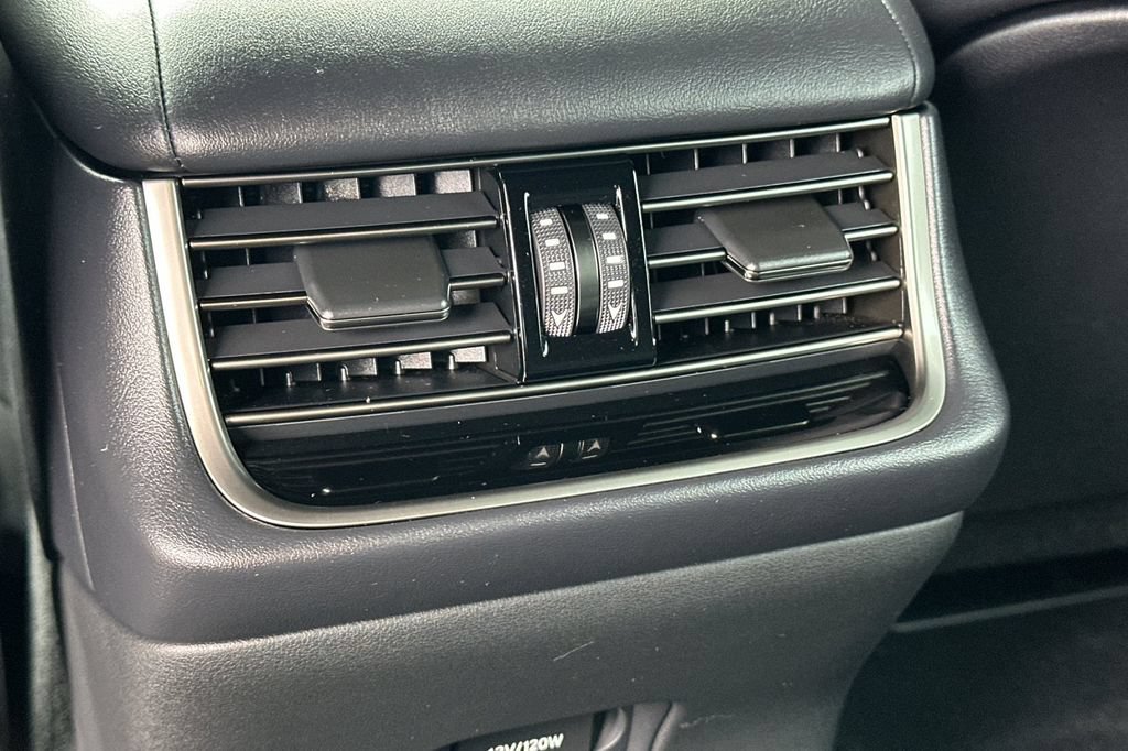 Used 2023 Lexus LS 500 w/ Accessory Package (Z1) RWD image 14