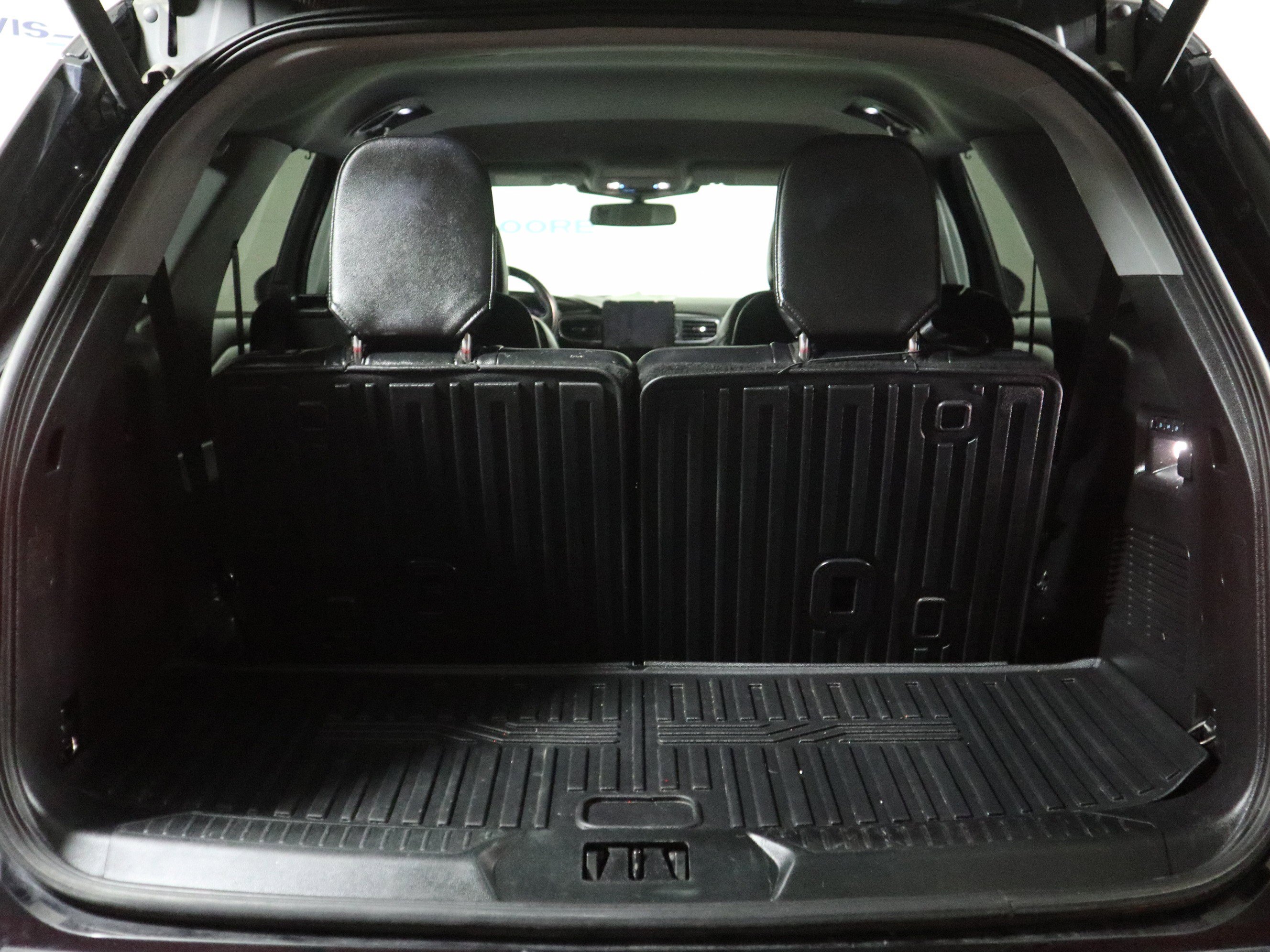 Used 2022 Ford Explorer Limited w/ Equipment Group 301A image 8