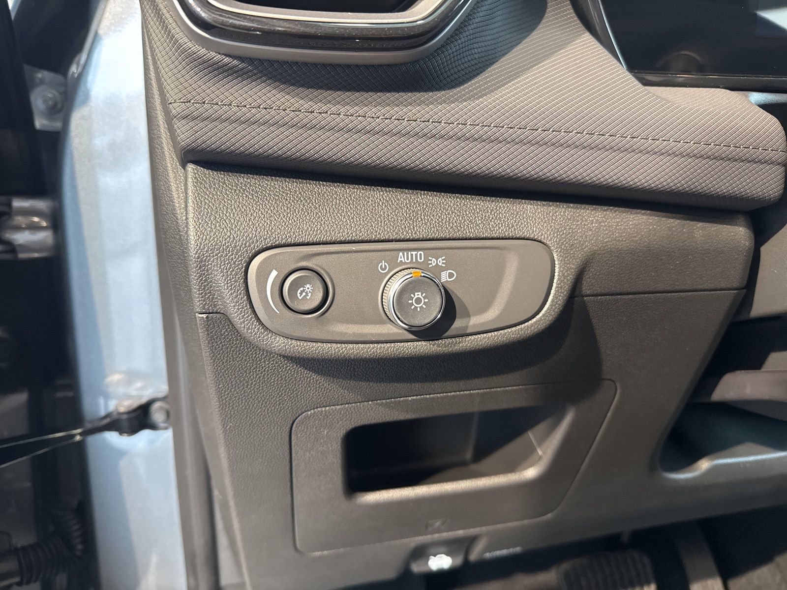 New 2026 Chevrolet TrailBlazer LT w/ LT Cold Weather Package image 16