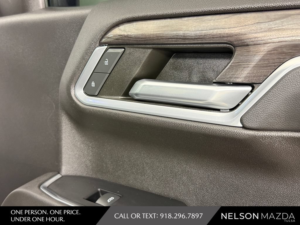 Used 2023 Chevrolet Silverado 1500 LTZ AWD/4WD image 43