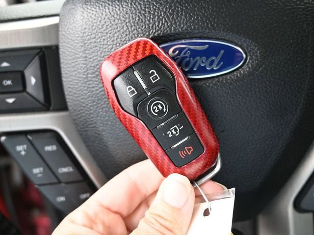 Used 2016 Ford F150 Platinum w/ FX4 Off-Road Package image 38