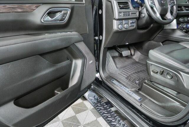 Certified 2024 Chevrolet Tahoe Z71 w/ Luxury Package AWD/4WD image 9