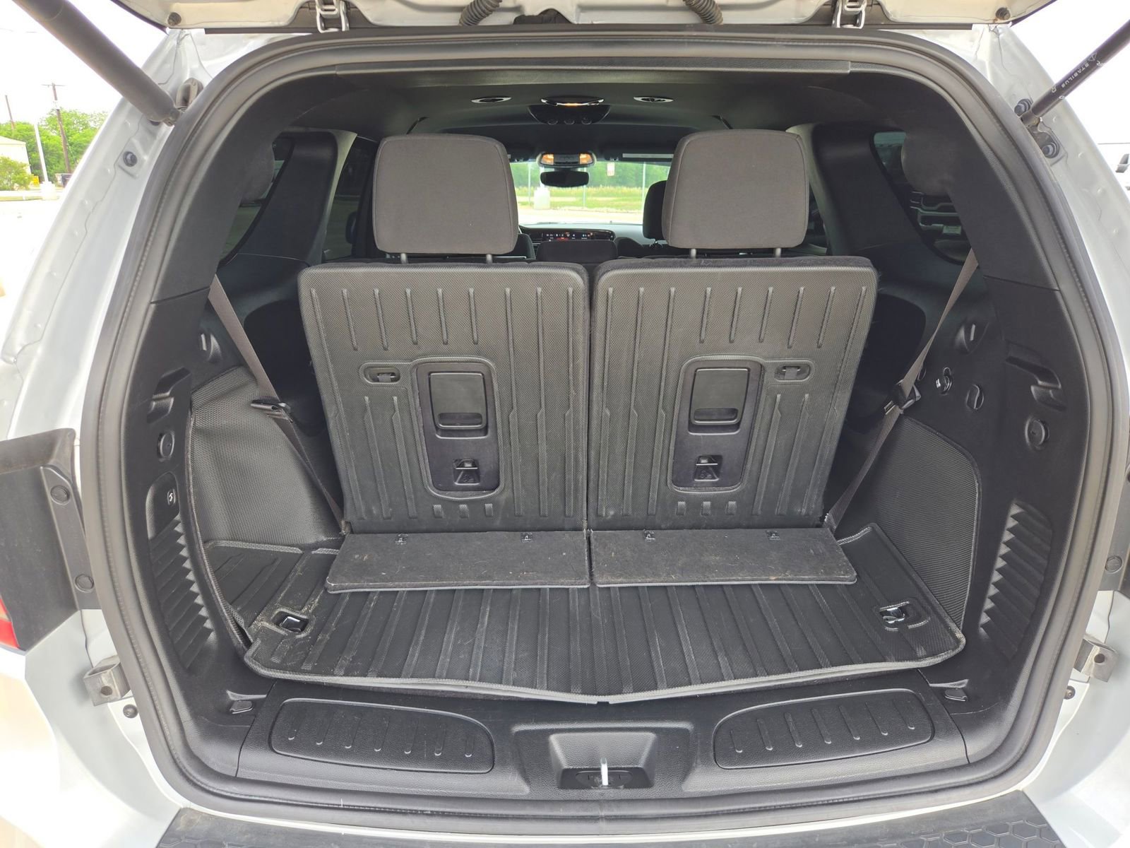 Used 2023 Dodge Durango R/T w/ Blacktop Package RWD image 21