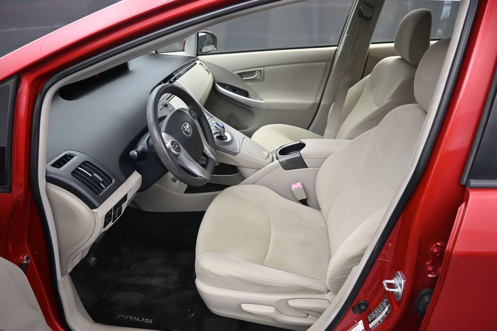 Used 2013 Toyota Prius Three FWD image 9
