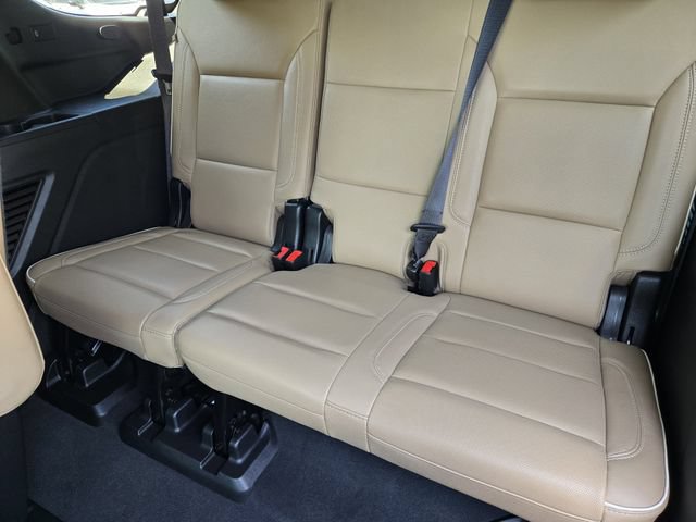 Used 2022 Chevrolet Tahoe Premier AWD/4WD image 34