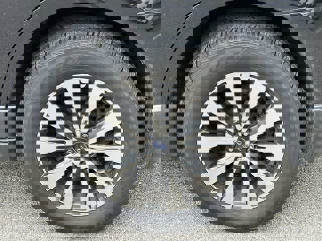 Used 2016 Subaru Outback 2.5i Limited image 4