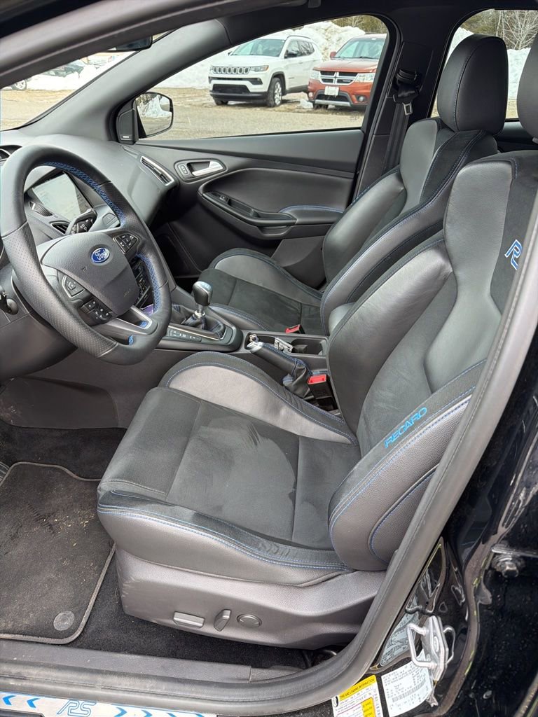 Used 2016 Ford Focus RS image 4