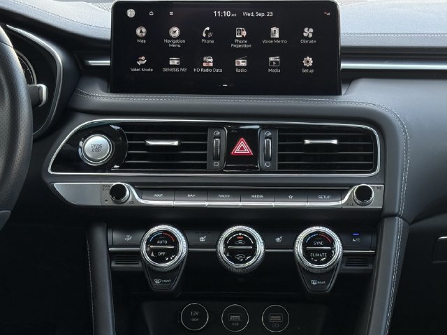 Used 2023 Genesis G70 2.0T RWD image 16