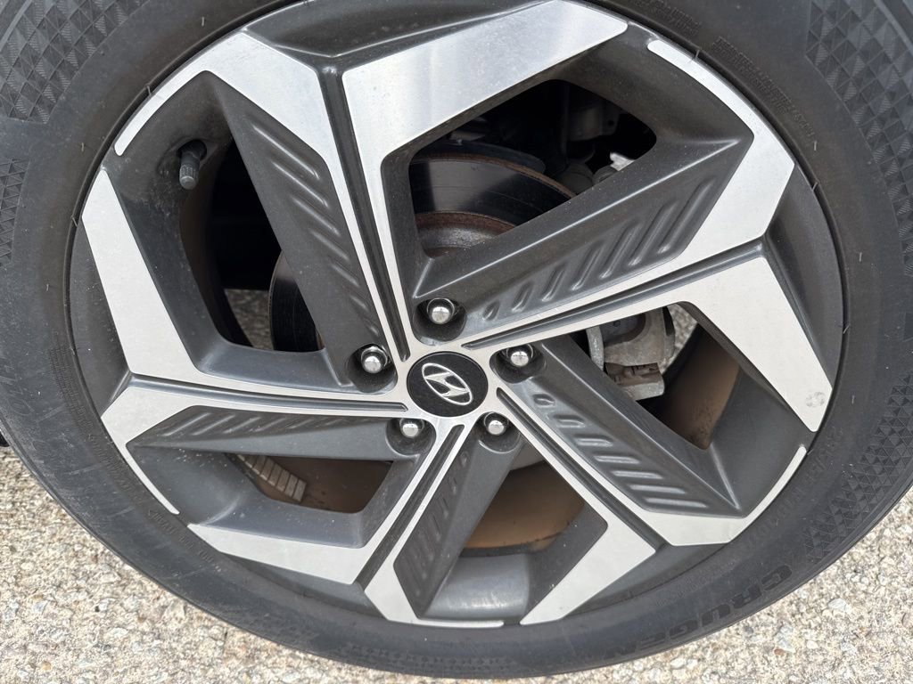 Used 2022 Hyundai Tucson SEL w/ Convenience + Premium Package FWD image 9