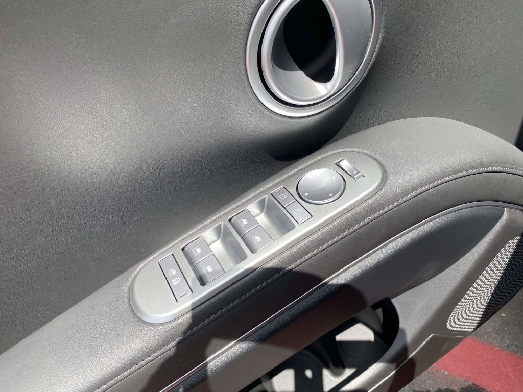 New 2026 Hyundai Palisade FWD Hybrid image 17