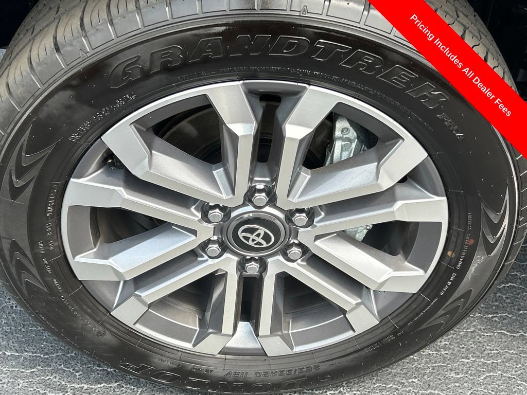 Used 2026 Toyota 4Runner Limited AWD/4WD image 26