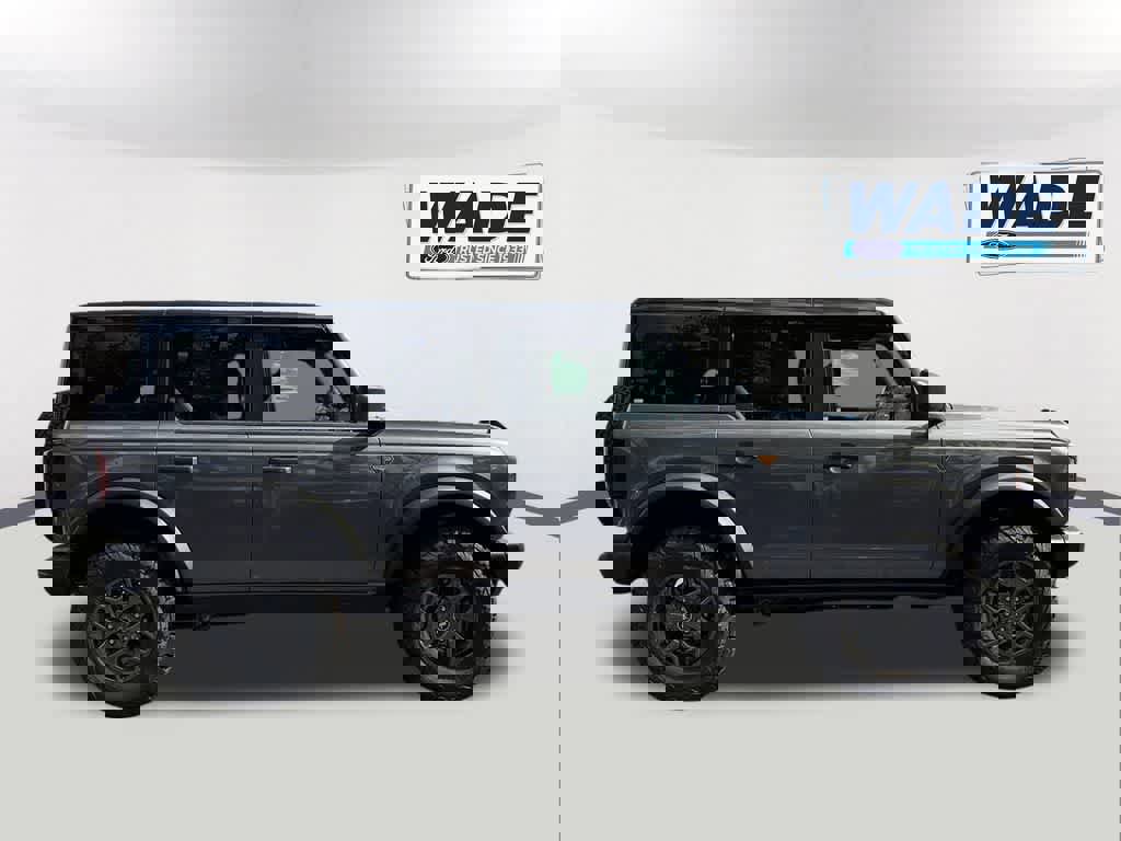 New 2025 Ford Bronco Badlands image 4