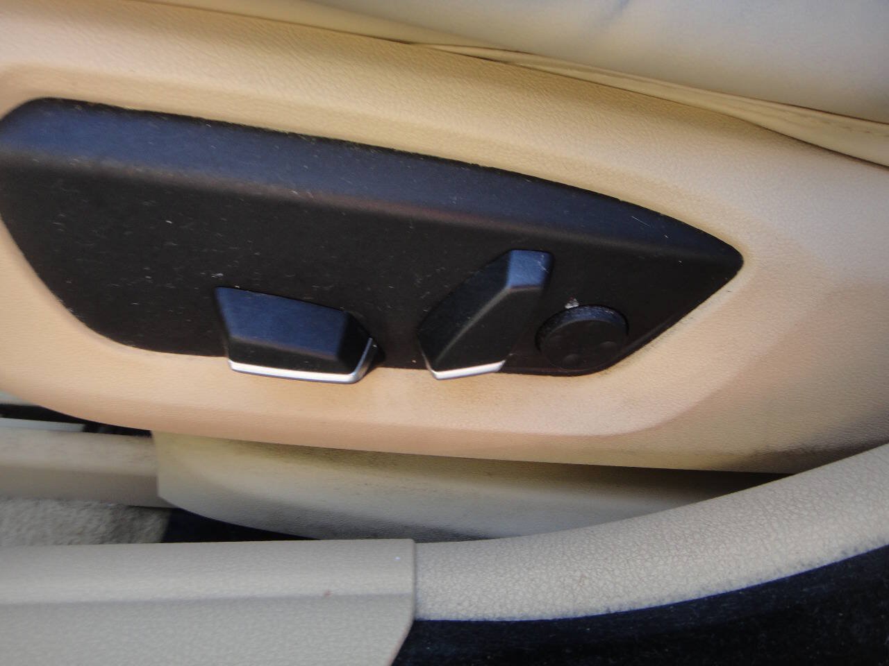 Used 2015 BMW 528i xDrive Sedan AWD/4WD image 12