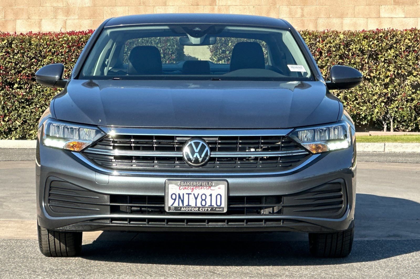 Used 2024 Volkswagen Jetta SE image 9