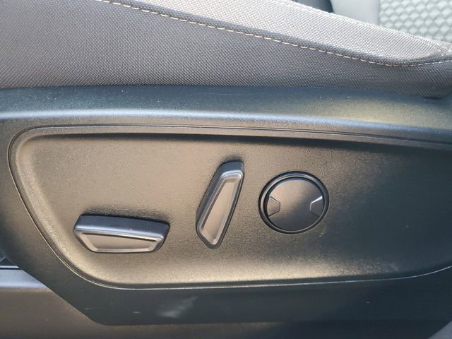 Certified 2022 Ford Escape SE w/ SE Sport Appearance Package image 16