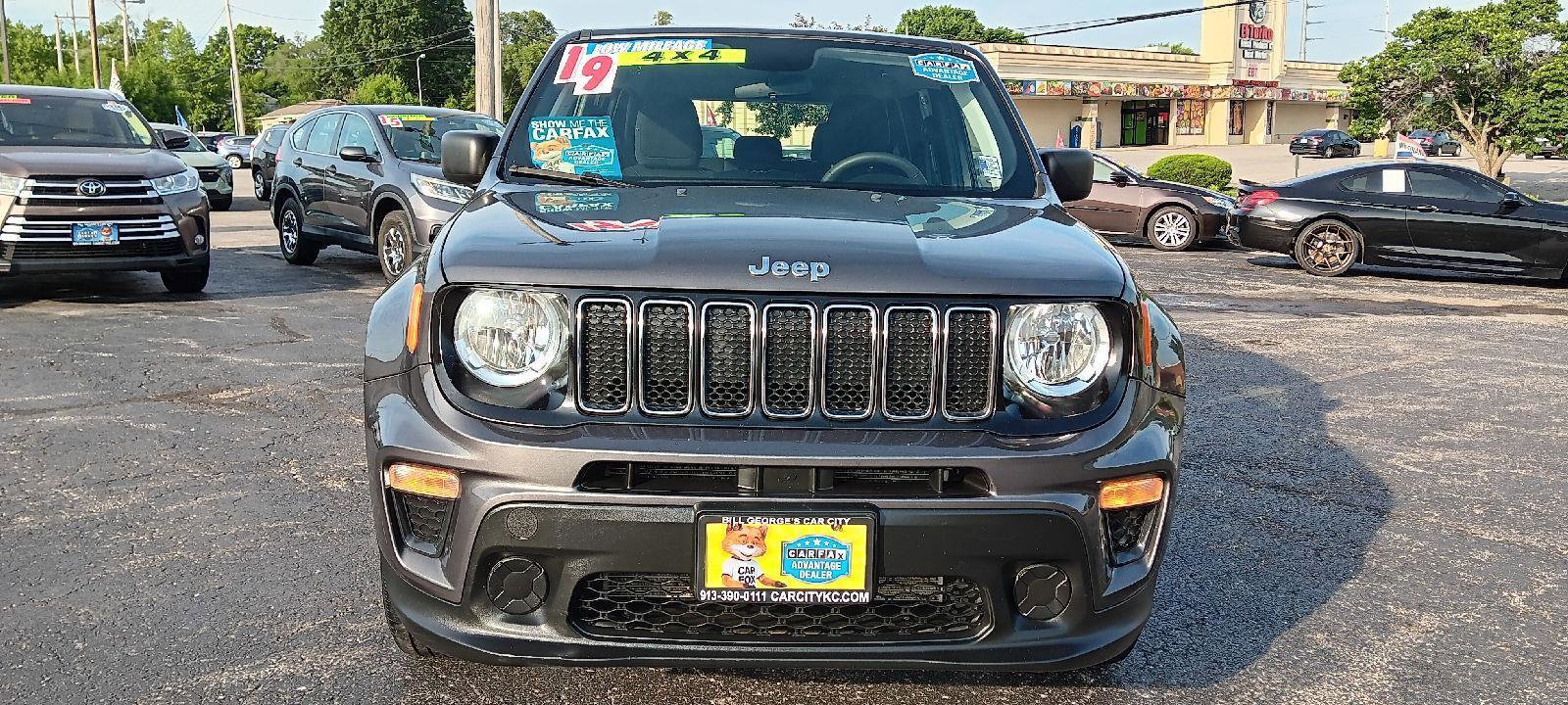 Used 2019 Jeep Renegade Sport image 2