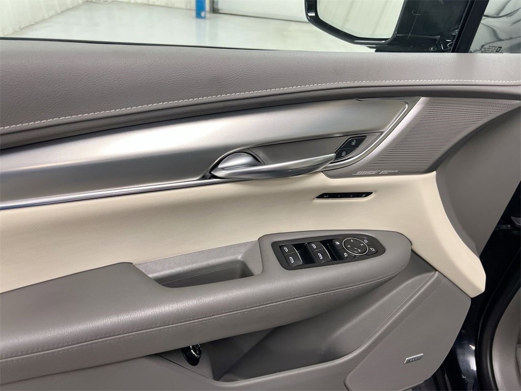 Used 2022 Cadillac XT5 Premium Luxury image 22