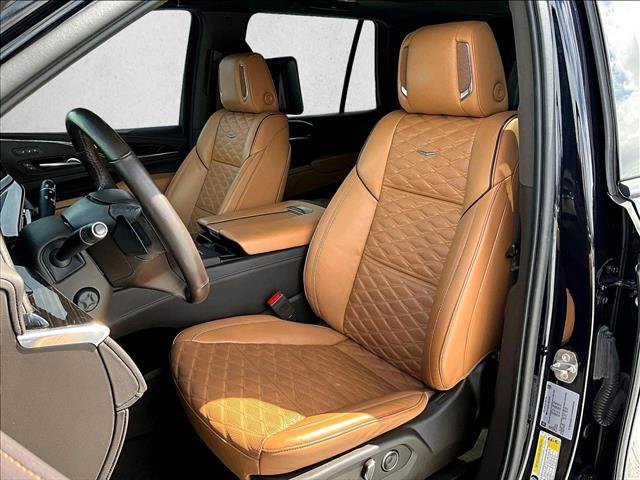 Used 2021 Cadillac Escalade Sport w/ Driver Assist Tech Package AWD/4WD image 27