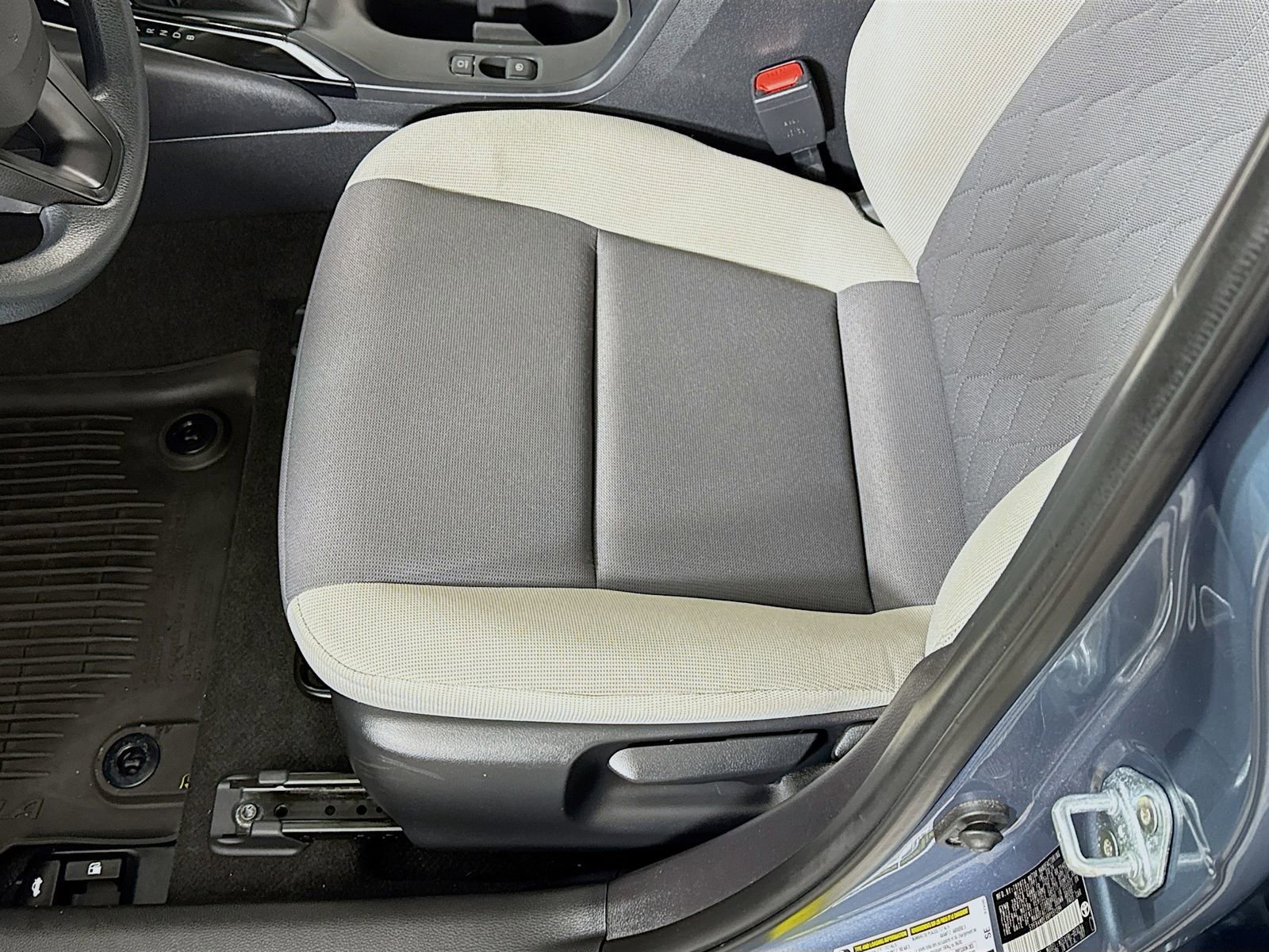 Certified 2024 Toyota Corolla LE image 16