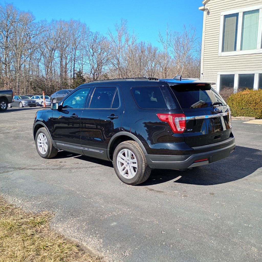 Used 2019 Ford Explorer XLT w/ Class III Trailer Tow Package image 3