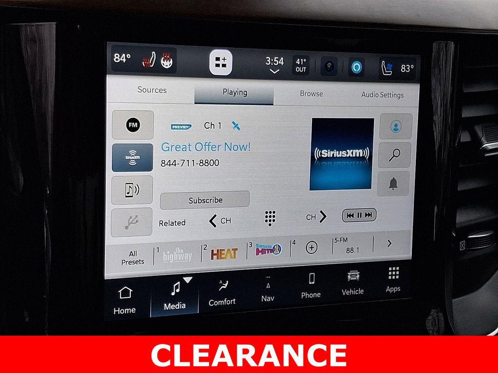 Used 2022 RAM 1500 Laramie AWD/4WD image 18