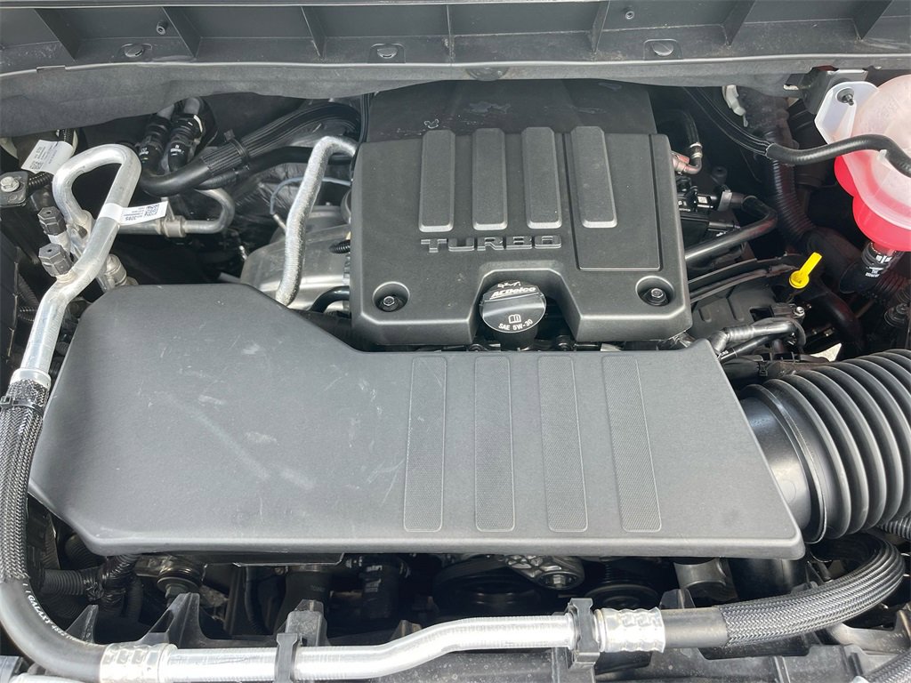 Used 2024 Chevrolet Silverado 1500 Custom image 33