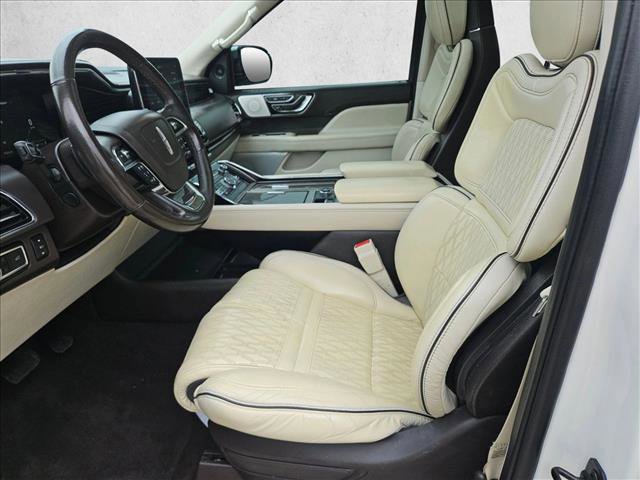 Used 2021 Lincoln Navigator Black Label w/ Cargo Convenience Package AWD/4WD image 14