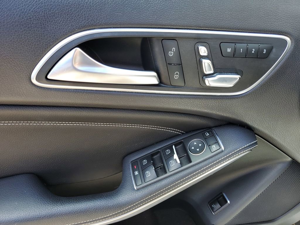 Used 2019 Mercedes-Benz GLA 250 GLA 250 image 21