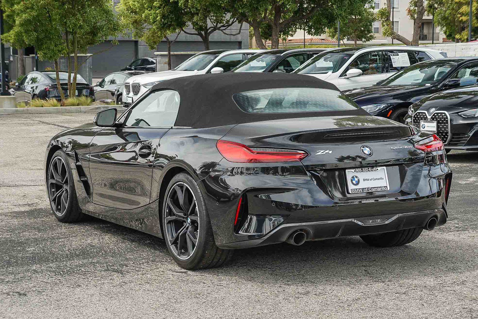 Certified 2023 BMW Z4 M40i w/ Premium Package RWD image 4