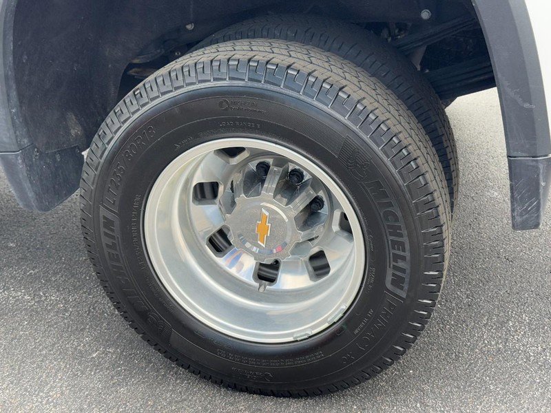 Used 2024 Chevrolet Silverado 3500 High Country w/ High Country Premium Package image 7