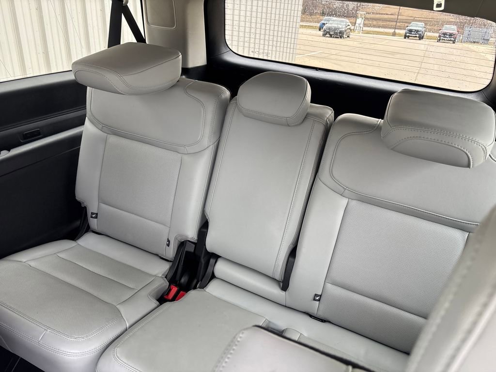 Used 2025 Ford Expedition Max Platinum w/ Driver's Package image 31