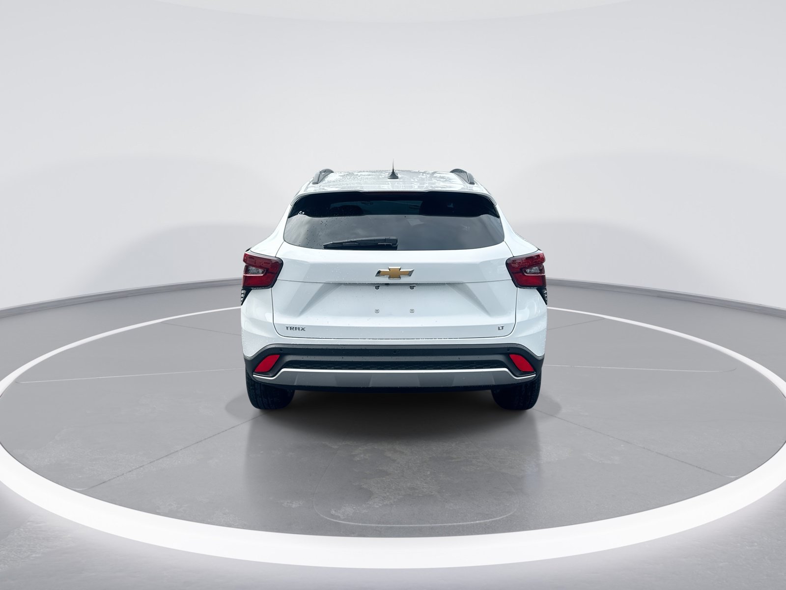 Used 2026 Chevrolet Trax LT w/ Driver Confidence Package FWD image 8